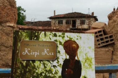 Kirpi Kız